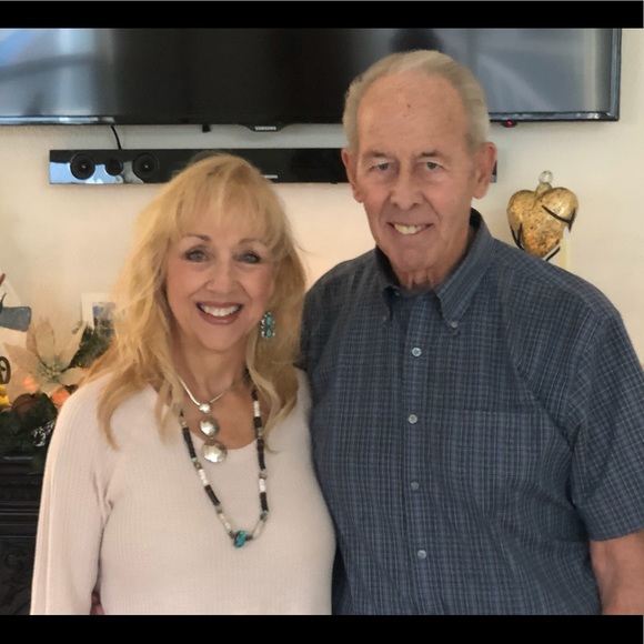 Meet your Posher, Shirley - Picture 2 of 4